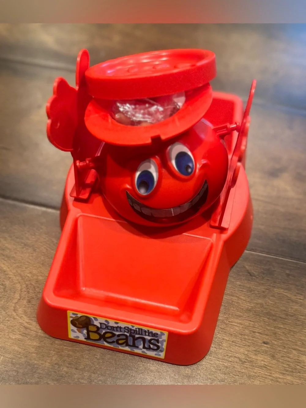 VINTAGE Don’t Spill The Beans Game 1999 Hasbro Milton Bradley Round Beans